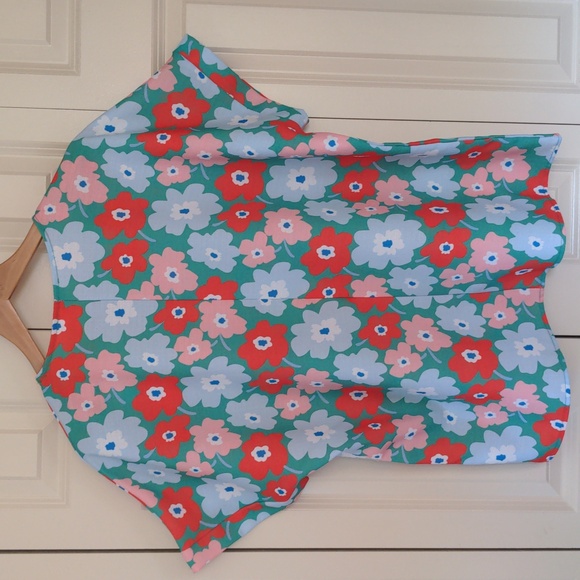 Haptics by Holly Harper Floral Dolman Top Size S from Lavender Latte boutique - Picture 2 of 4